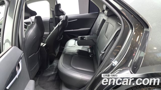 Kia Niro EV Earth 2024 — фото 12