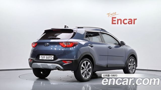 Kia Stonic 1.4 Prestige 2019 — фото 2