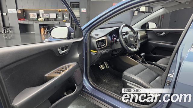 Kia Stonic 1.4 Prestige 2019 — фото 10