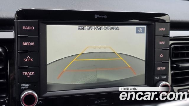 Kia Stonic 1.4 Prestige 2019 — фото 15