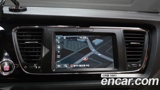Kia Carnival 9-Seater Hi-Limousine Noblesse Special 2019 — фото 14