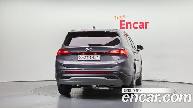 Hyundai Santa Fe Diesel 2.2 4WD Exclusive 2022 — фото 4