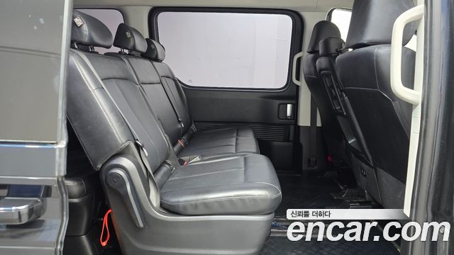 Hyundai Staria Tourer 11-Seater Modern 2022 — фото 11