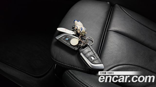 BMW 1 Series (F40) 120i Advantage 2022 — фото 15