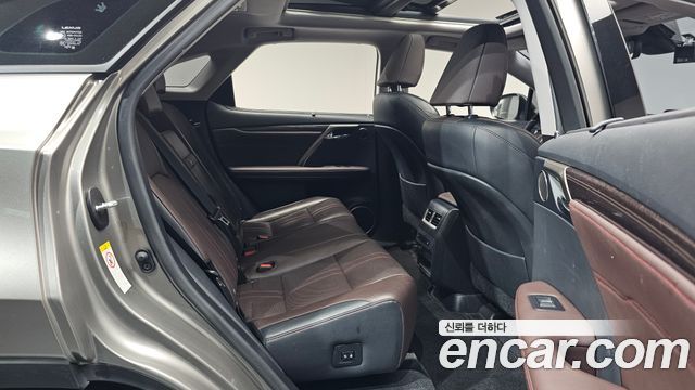 Lexus RX450h (IV) Executive 2019 — фото 15