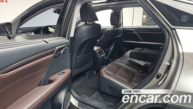 Lexus RX450h (IV) Executive 2019 — фото 16