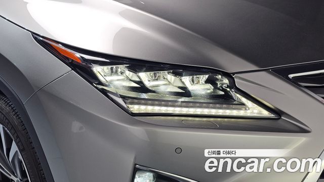 Lexus RX450h (IV) Executive 2019 — фото 28