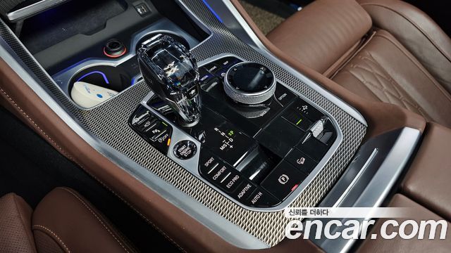 BMW X6 (G06) xDrive40i M Sport 2022 — фото 9