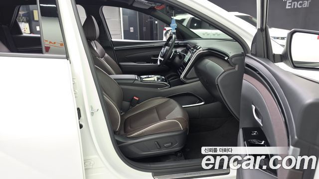 Hyundai Tucson (NX4) Gasoline 1.6 Turbo 2WD Inspiration 2022 — фото 11