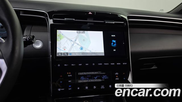 Hyundai Tucson (NX4) Gasoline 1.6 Turbo 2WD Inspiration 2022 — фото 14