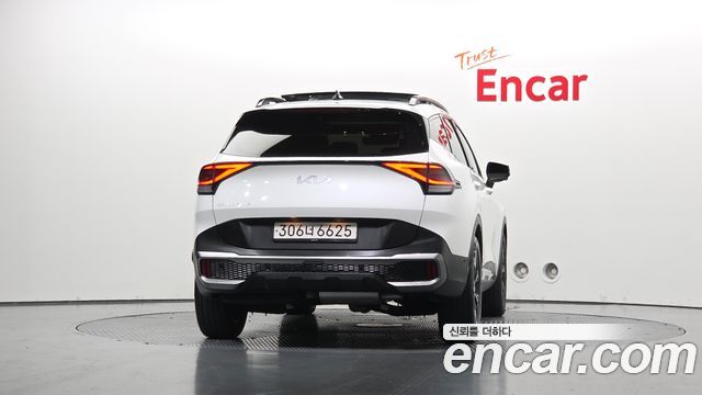 Kia Sportage (V) Diesel 2.0 2WD Nobleless Gravity 2022 — фото 4