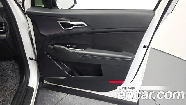 Kia Sportage (V) Diesel 2.0 2WD Nobleless Gravity 2022 — фото 24