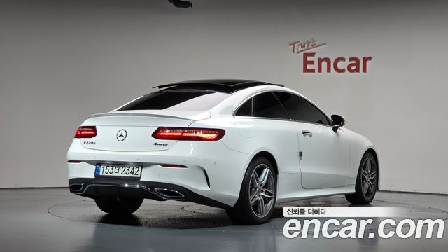Mercedes-Benz E-Class (W213) E220d Coupe 2017 — фото 2