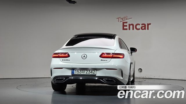 Mercedes-Benz E-Class (W213) E220d Coupe 2017 — фото 4