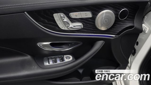 Mercedes-Benz E-Class (W213) E220d Coupe 2017 — фото 21