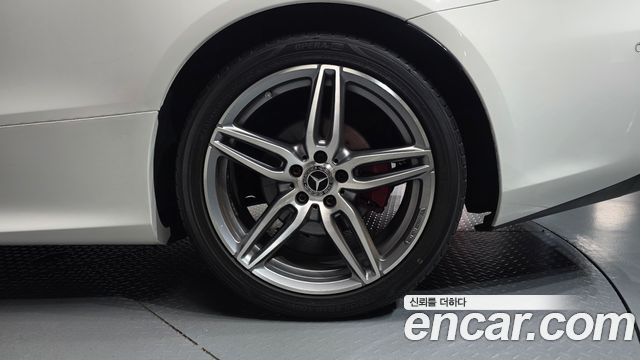 Mercedes-Benz E-Class (W213) E220d Coupe 2017 — фото 27