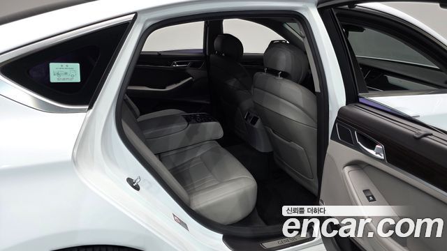 Hyundai Genesis (DH) G330 Premium AWD 2016 — фото 12