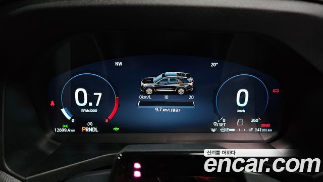 Ford Explorer (VI) 2.3 ST-Line 4WD 2025 — фото 9