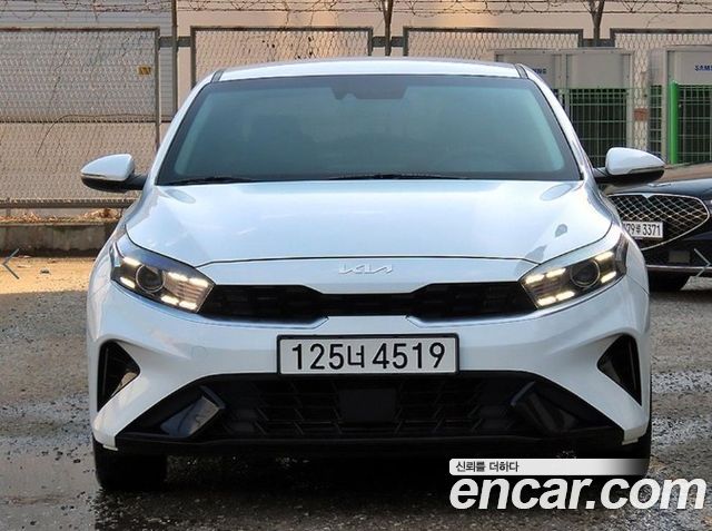 Kia K3 (II) 1.6 Trendy 2023 — фото 1