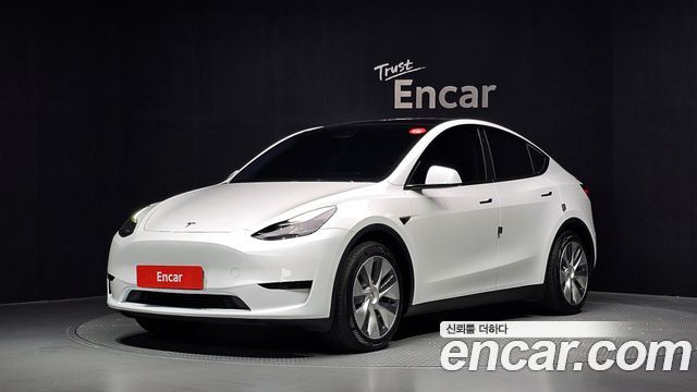 Tesla Model Y RWD 2024 — фото 1