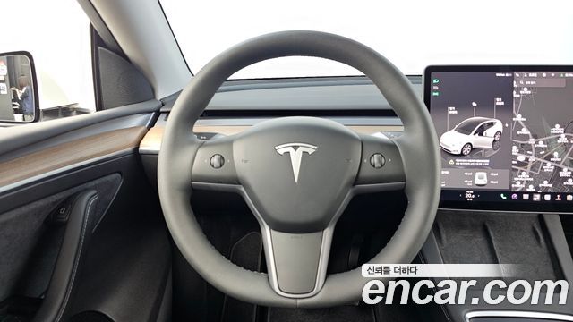 Tesla Model Y RWD 2024 — фото 13
