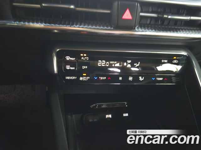 Kia K5 Hybrid (III) Signature 2022 — фото 18