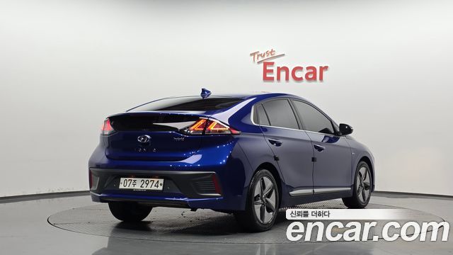 Hyundai Ioniq Hybrid 1.6 HEV Q 2020 — фото 2