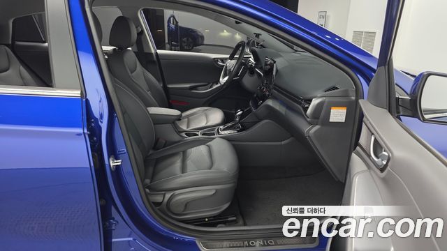 Hyundai Ioniq Hybrid 1.6 HEV Q 2020 — фото 11