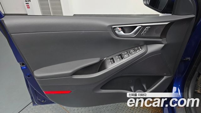 Hyundai Ioniq Hybrid 1.6 HEV Q 2020 — фото 24