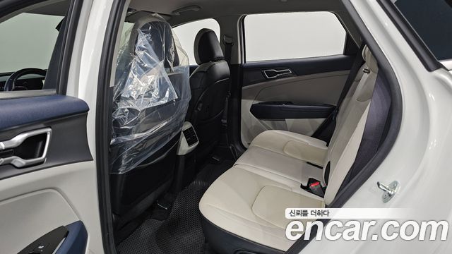 Kia Sportage (V) Diesel 2.0 2WD Nobleless 2024 — фото 12
