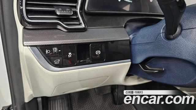 Kia Sportage (V) Diesel 2.0 2WD Nobleless 2024 — фото 18