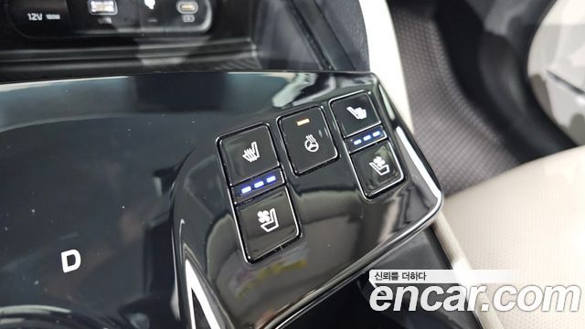 Kia Sportage (V) Diesel 2.0 2WD Nobleless 2024 — фото 20