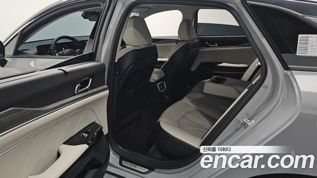 Kia K5 (III) 2.0 Signature 2025 — фото 12