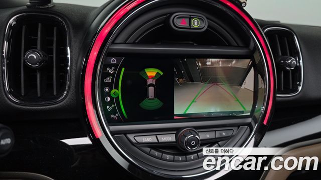MINI Cooper D Countryman ALL4 HIGH 2nd 2020 — фото 17