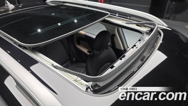 MINI Cooper D Countryman ALL4 HIGH 2nd 2020 — фото 19