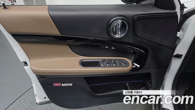 MINI Cooper D Countryman ALL4 HIGH 2nd 2020 — фото 24
