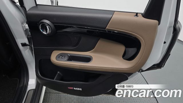MINI Cooper D Countryman ALL4 HIGH 2nd 2020 — фото 25