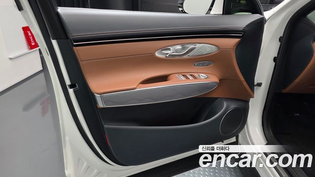 Genesis GV70 2.5T Gasoline AWD 2023 — фото 24