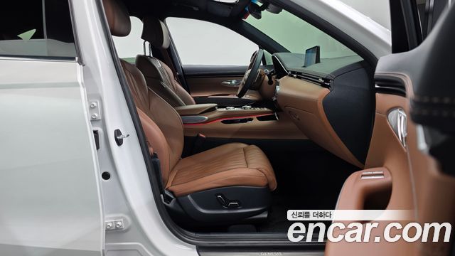 Genesis GV70 2.5T Gasoline AWD 2023 — фото 26