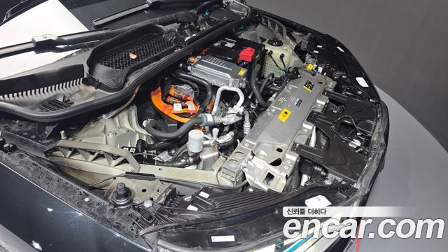 BMW iX xDrive50 Sports Plus 2022 — фото 6