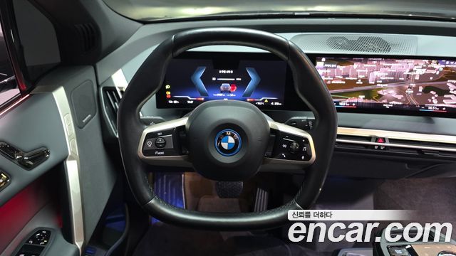 BMW iX xDrive50 Sports Plus 2022 — фото 14