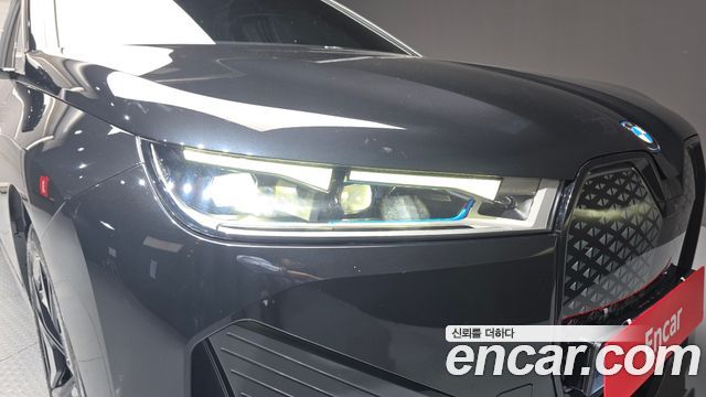 BMW iX xDrive50 Sports Plus 2022 — фото 22