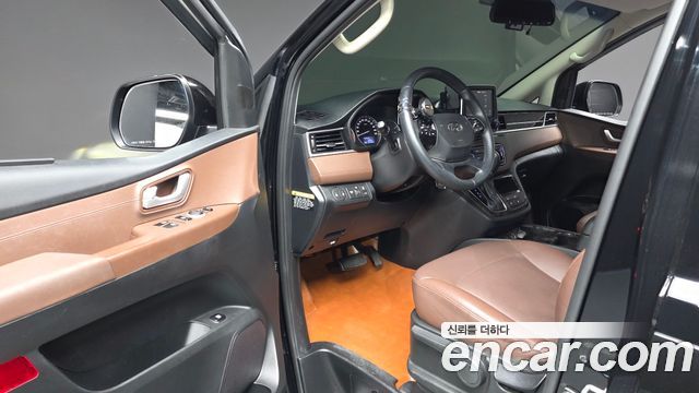 Hyundai Grand Starex Urban 9-Seater Exclusive 2020 — фото 10