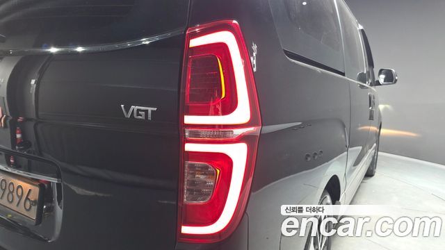 Hyundai Grand Starex Urban 9-Seater Exclusive 2020 — фото 23