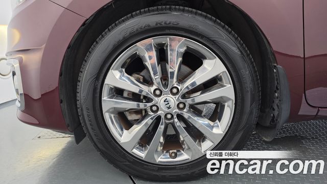 Kia Carnival Gasoline 7-seater Limousine President 2018 — фото 5