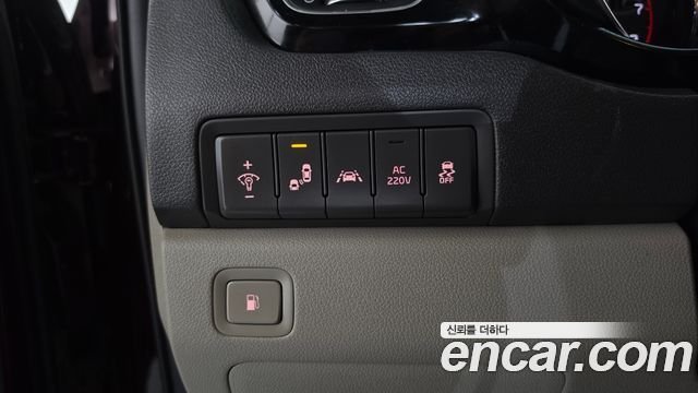 Kia Carnival Gasoline 7-seater Limousine President 2018 — фото 12