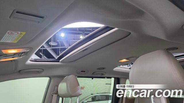 Kia Carnival Gasoline 7-seater Limousine President 2018 — фото 19