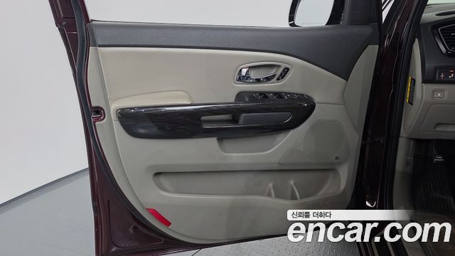 Kia Carnival Gasoline 7-seater Limousine President 2018 — фото 24