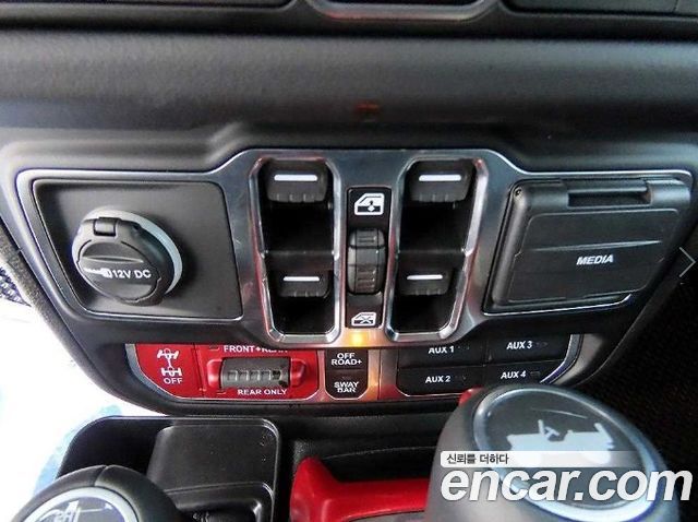 Jeep Wrangler (JL) 2.0 Rubicon 4Door 2024 — фото 16