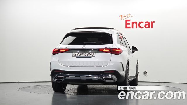 Mercedes-Benz GLC-Class (X254) GLC300 4MATIC AMG Line 2024 — фото 4